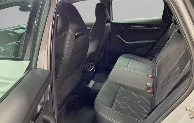 SKODA KAROQ 1.5 TSI Evo 2 150 ch ACT DSG7 Sportline extérieur arrière 2128357