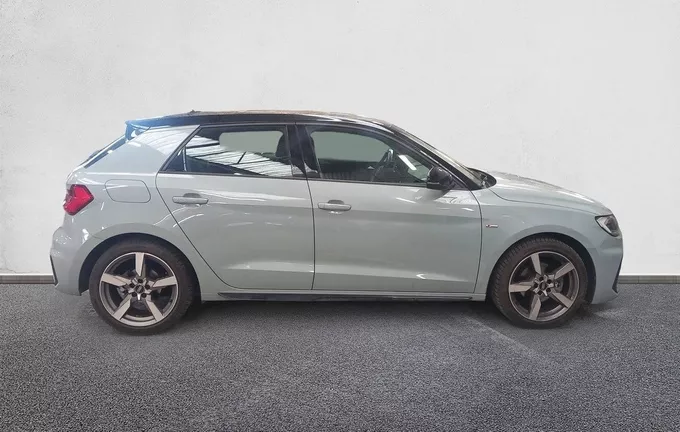 AUDI A1 Sportback 35 TFSI 150 ch S tronic 7 S Line extérieur côté droit 945228