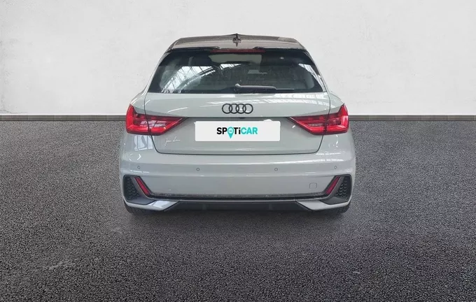 AUDI A1 Sportback 35 TFSI 150 ch S tronic 7 S Line extérieur trois quart arrière droit 945228