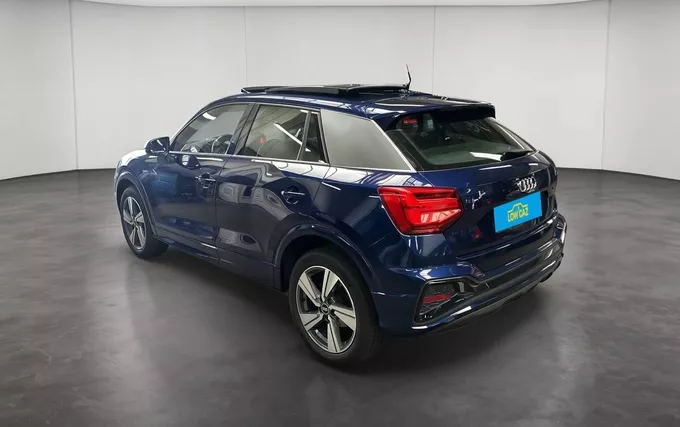 AUDI Q2 30 TDI 116 S tronic 7 S line extérieur trois quart arrière gauche 213676