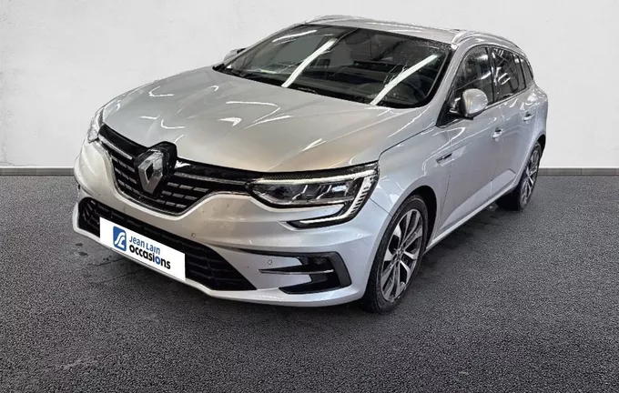 RENAULT MEGANE IV Estate TCe 140 EDC Techno extérieur trois quart avant gauche 2130142