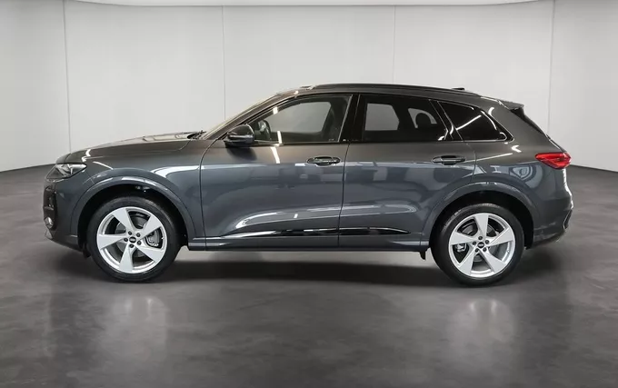 AUDI Q5 TFSI 204 ch Hybride Quattro S tronic 7 Design extérieur côté gauche 2132482
