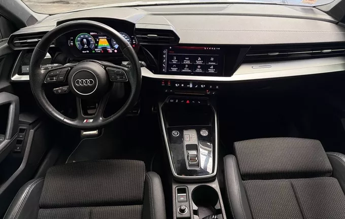 AUDI A3 Sportback 40 TFSIe 204 S tronic 6 S Line photo 18 2129305