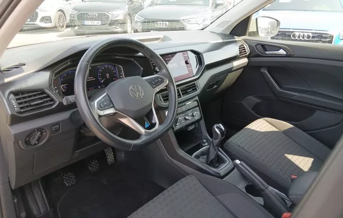 VOLKSWAGEN T-CROSS 1.0 TSI 95 Start/Stop BVM5 Life Tech photo 11 2130708