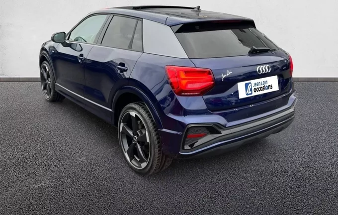 AUDI Q2 30 TDI 116 S tronic 7 S line extérieur trois quart arrière gauche 2125265