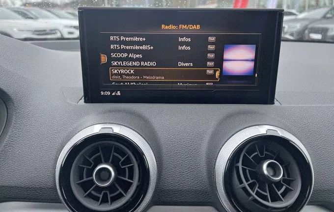 AUDI Q2 30 TDI 116 S tronic 7 S line photo 16 2125265