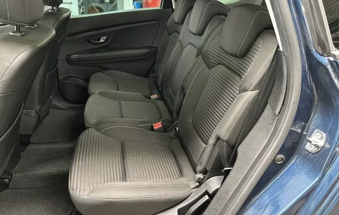 RENAULT SCENIC Grand Scenic TCe 140 EDC Evolution photo 13 213420