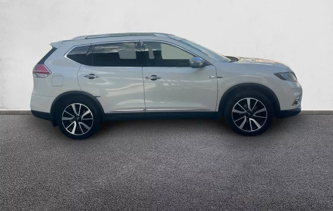 NISSAN X-TRAIL 1.6 DIG-T 163 5pl White Edition extérieur côté droit 560619