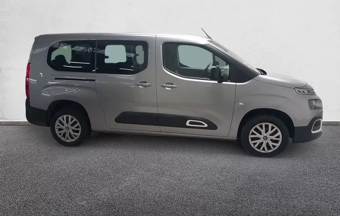 CITROEN BERLINGO Taille XL 7pl BlueHDi 130 S&S BVM6 Feel extérieur côté droit 942535