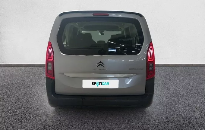 CITROEN BERLINGO Taille XL 7pl BlueHDi 130 S&S BVM6 Feel extérieur trois quart arrière droit 942535