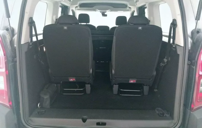CITROEN BERLINGO Taille XL 7pl BlueHDi 130 S&S BVM6 Feel extérieur arrière 942535