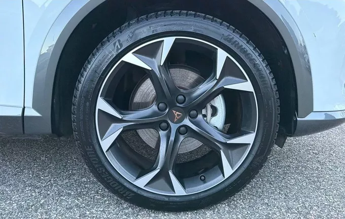 CUPRA FORMENTOR 1.4 e-HYBRID 204 ch DSG6 V photo 9 3013349