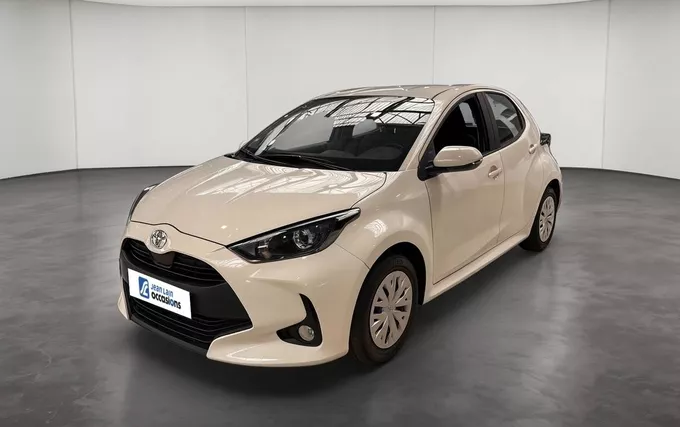 TOYOTA YARIS 70 VVT-i Dynamic Business extérieur trois quart avant gauche 1103933