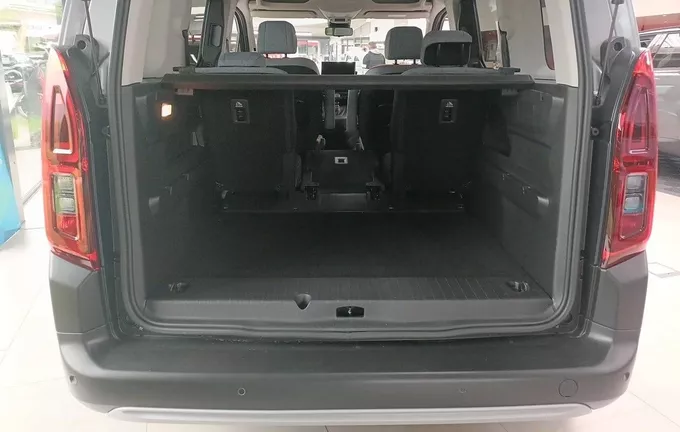 CITROEN BERLINGO Diesel 100 ch M Manuelle Max extérieur arrière 991123