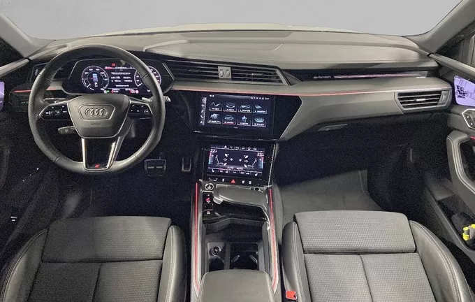 AUDI Q8 E-TRON 55 408 ch 114 kWh Quattro S line photo 18 2123942