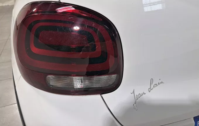 CITROEN C3 PureTech 110 S&S EAT6 Shine photo 17 946541