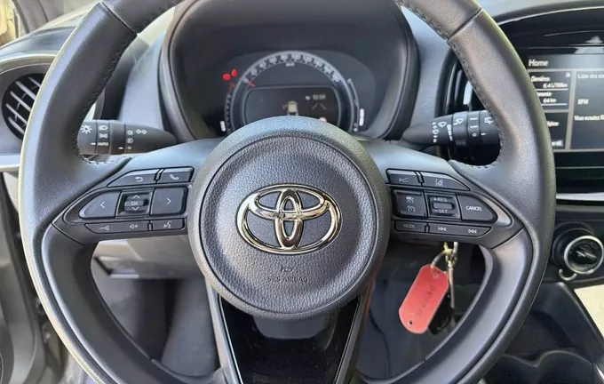 TOYOTA AYGO X 1.0 VVT-i 72 S-CVT Design photo 12 1103422
